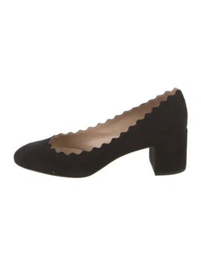 Pre-owned Chloé Suede Scalloped Accent Pumps In Black