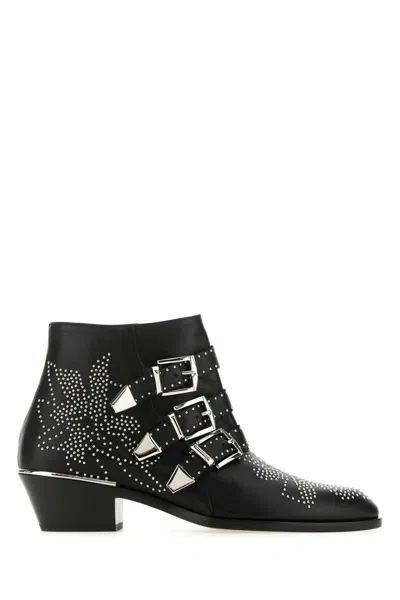 Chloé Susan Studded Leather Ankle Boots In Black