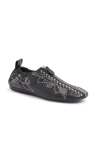 Chloé Susan Studded Leather Flats In Black