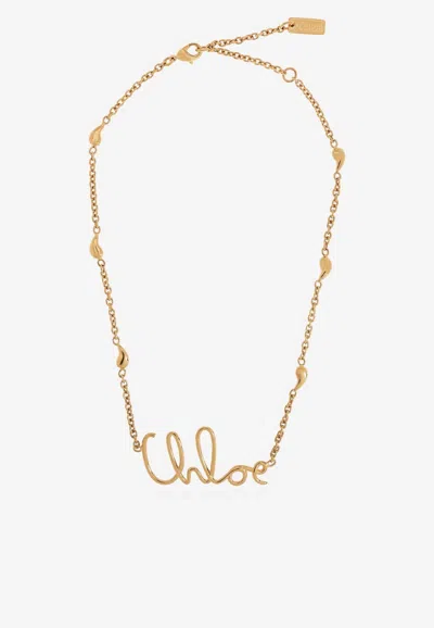 Chloé The Iconic Logo Chain Necklace In Gold