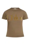 Chloé Logo Lettering T-shirt In Cedar Green