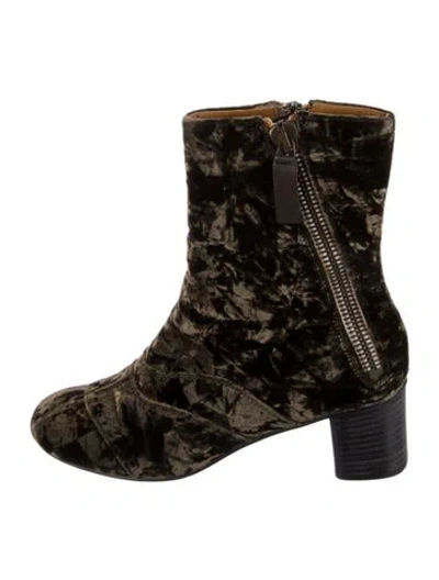 Pre-owned Chloé Velvet Combat Boots In Green