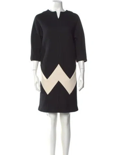 Pre-owned Chloé Virgin Wool Knee-length Dress In Black