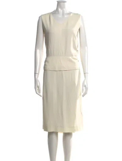 Pre-owned Chloé V-neck Knee-length Dress In Neutral