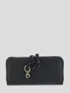 Chloé Alphabet Black Zipped Wallet In Black