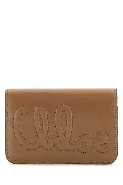 Chloé Compact Design Aged Leather Wallet In Pink