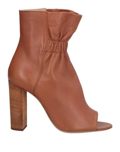 Chloé Woman Ankle Boots Camel Size 7.5 Leather In Brown
