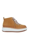 Chloé Lilli Chunky-sole Contrast-laces Leather Boots In Beige
