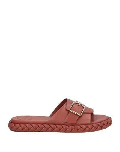 Chloé Woman Sandals Brick Size 6 Leather In Red