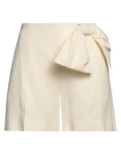 Chloé Woman Shorts & Bermuda Shorts Cream Size 8 Linen