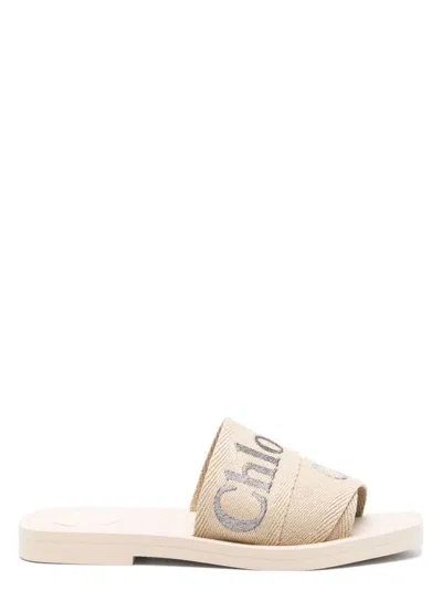 CHLOÉ WOMEN'S SANDALIA PLANA BEIGE LOGO PLATEADO | SIZE 40 | CHC25S188QT2YC2YC