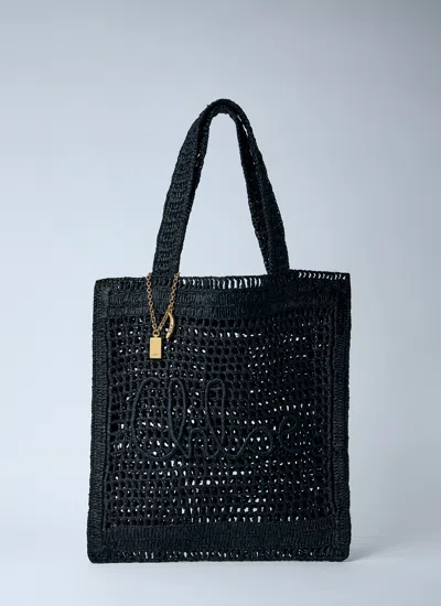Chloé Women Summer Banana Tote Bag In Black