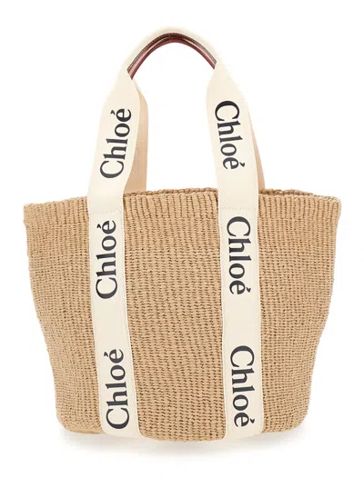 Chloé Woody Beige Shoper With With Logoed Shoulder Strap In In Woven Natural Fibers Woman In Neutral