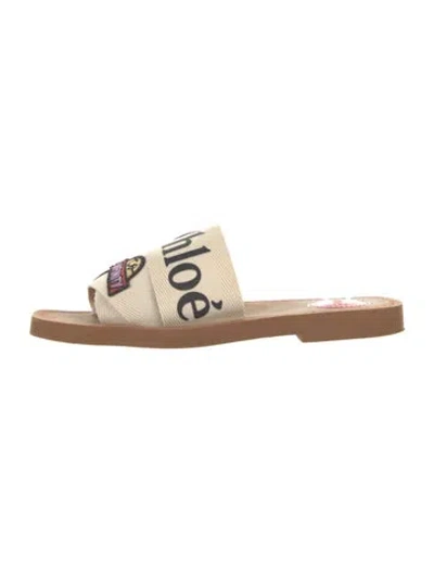 Pre-owned Chloé Woody Canvas Slides In Neutral