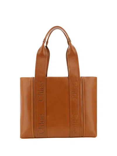 Chloé Woody Small Tote Bag In Leather With Crossbody Strap In Brown