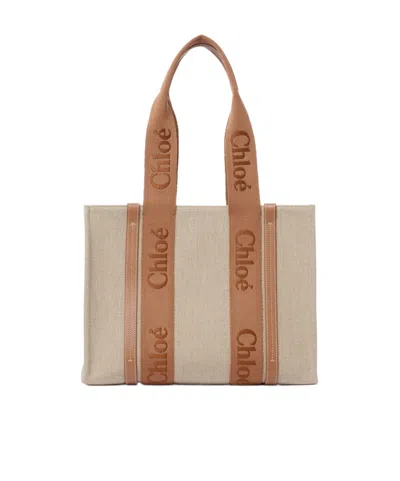 Chloé Woody Logo Detailed Medium Tote Bag In Multi
