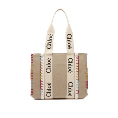 Chloé Woody Medium Tote Bag In Neutral