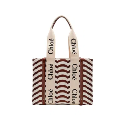 Chloé Woody Medium Tote Bag In Neutral