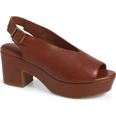 Chocolat Blu Gael Slingback Peep Toe Platform Sandal In Multi