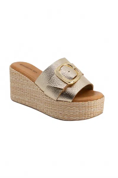 Chocolat Blu Jana Sandal In Gold