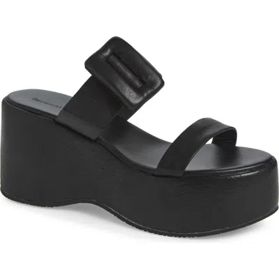 Chocolat Blu Platform Wedge Sandal In Black