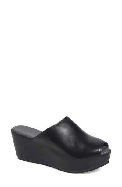 Chocolat Blu Waan Peep Toe Platform Wedge Mule In Black Leather