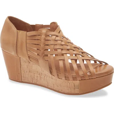 Chocolat Blu Winix Strappy Platform Wedge Sandal In Brown