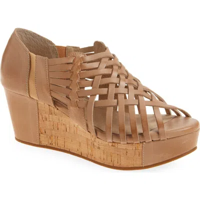 Chocolat Blu Winix Strappy Platform Wedge Sandal In Sand Leather