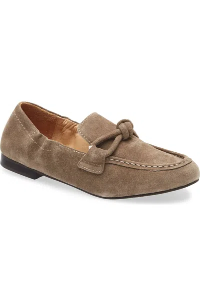 CHOCOLAT BLU WOMEN'S ANYA LOAFER IN TOFFEE SUEDE