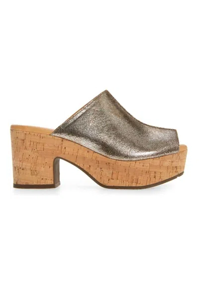 Chocolat Blu Women's Gadis Platform Sandal In Gunamental Leather In Silver
