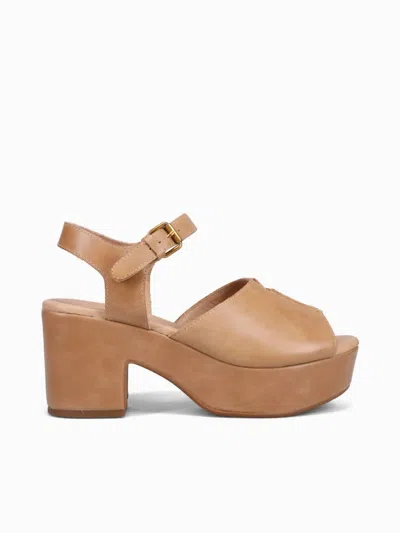 Chocolat Blu Women Giannis Platform Sandal In Camel Leather In Brown