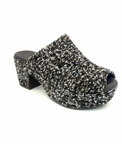 Chocolat Blu Women's Gwyn Platform Clog In Brown Multi Tweed In Black