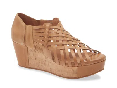 Chocolat Blu Women's Winix Wedge Sandals In Camel Leather In Multi