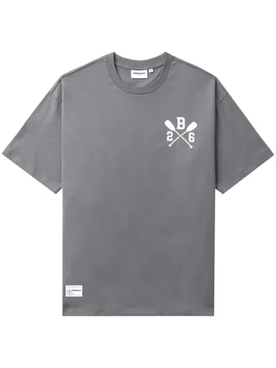 Chocoolate Graphic-print Cotton T-shirt In Grau