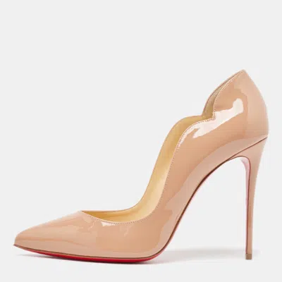 Pre-owned Christian Louboutin Beige Patent Leather Hot Chick Pumps Size 40
