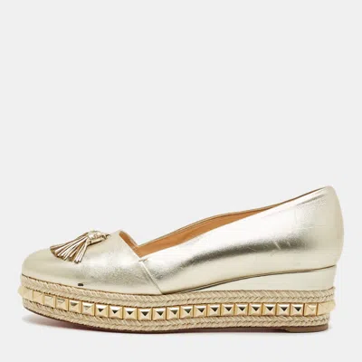 Pre-owned Christian Louboutin Carmel Size 39 Gold Leather Espadrille Wedge Flats