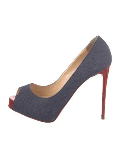 Pre-owned Christian Louboutin Denim Pumps In Blue