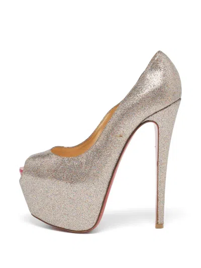 Pre-owned Christian Louboutin Highness Glitter Pumps In Silver