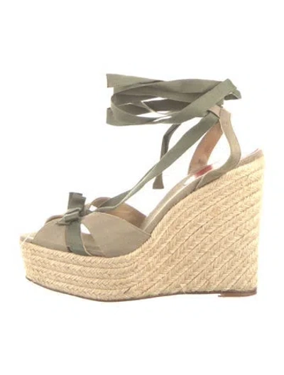 Pre-owned Christian Louboutin Jute Espadrilles In Neutrals