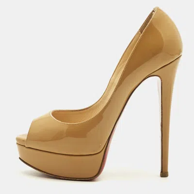 Pre-owned Christian Louboutin Lady Peep Size 35.5 Beige Patent Leather Platform Peep Toe Pumps In Sand