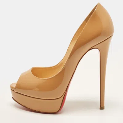Pre-owned Christian Louboutin Lady Peep Size 37.5 Beige Patent Leather Peep Toe Pumps In Sand