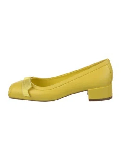 Pre-owned Christian Louboutin Leather Bow Accents Flats In Yellow