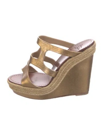 Pre-owned Christian Louboutin Leather Espadrilles In Metallic/neutrals