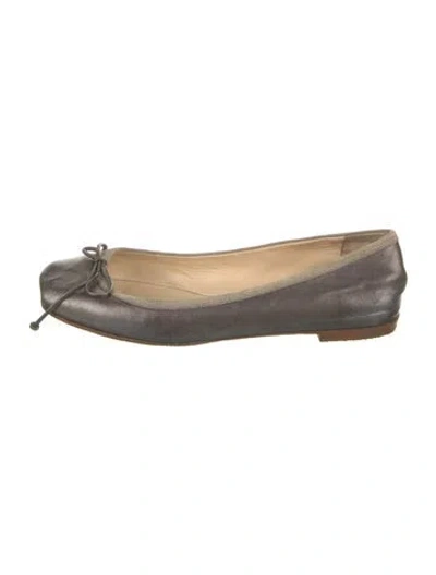 Pre-owned Christian Louboutin Leather Glitter Accents Ballet Flats
