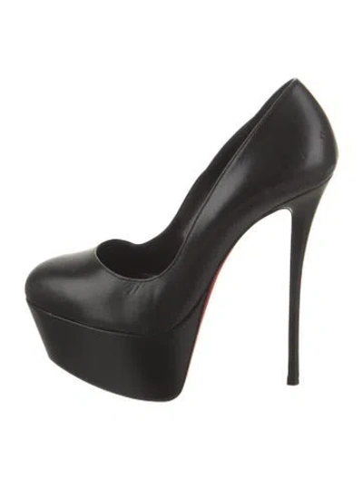 Pre-owned Christian Louboutin Leather Pumps In Black