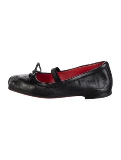 Pre-owned Christian Louboutin Babies' Leather Shoes In Black