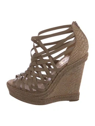 Pre-owned Christian Louboutin Leather Slingback Pumps In Neutral