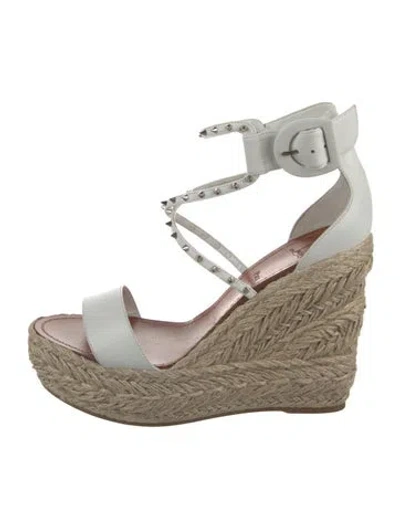 Pre-owned Christian Louboutin Leather Studded Accents Espadrilles In White