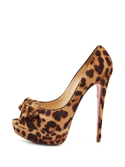 Pre-owned Christian Louboutin Leopard-print Bow Pumps In Neutral