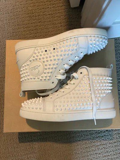 Pre-owned Christian Louboutin Louis Flat Calf/spikes Sneakers In White